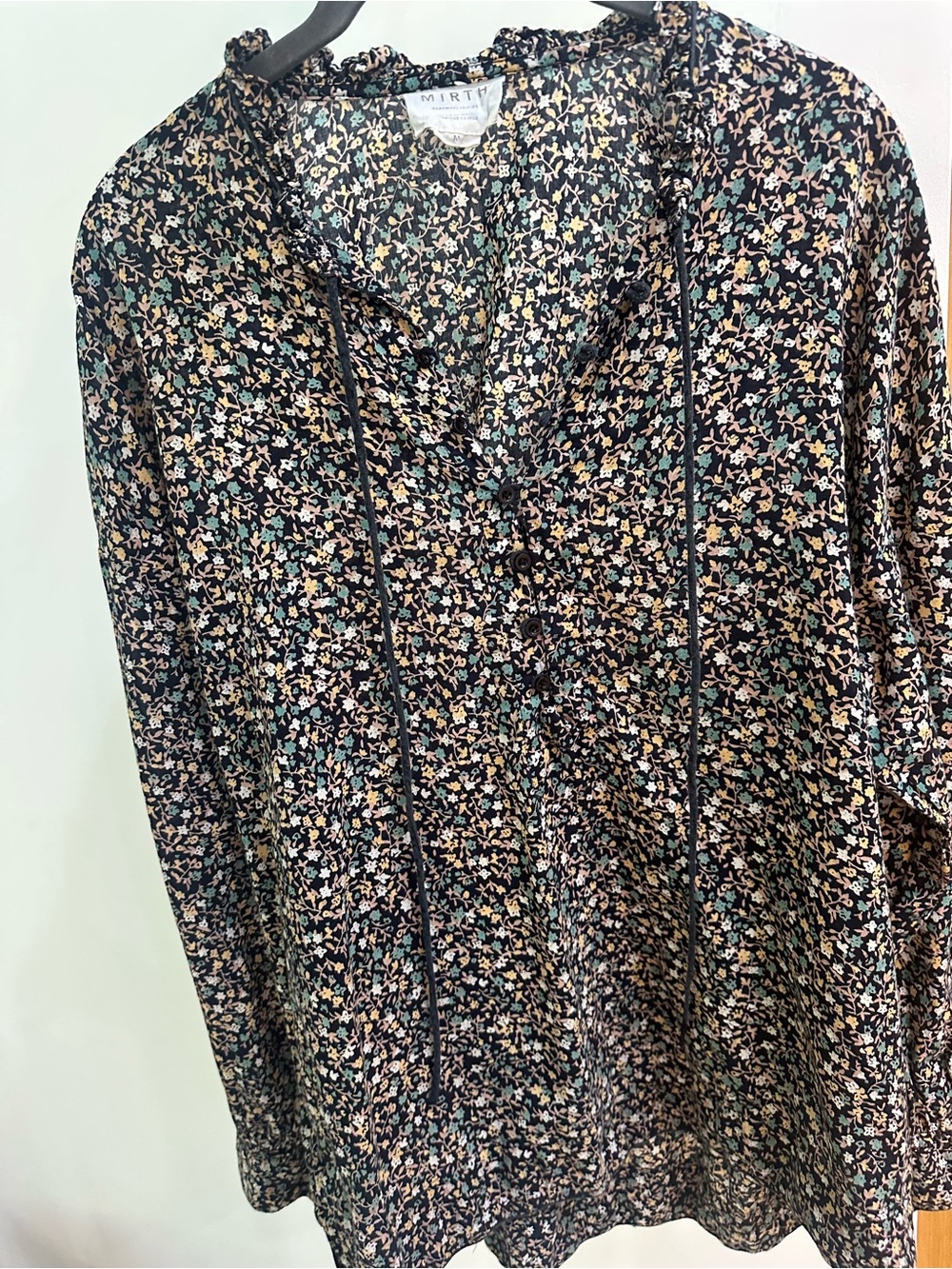 Mirth Floral Long-Sleeve Blouse, Size M